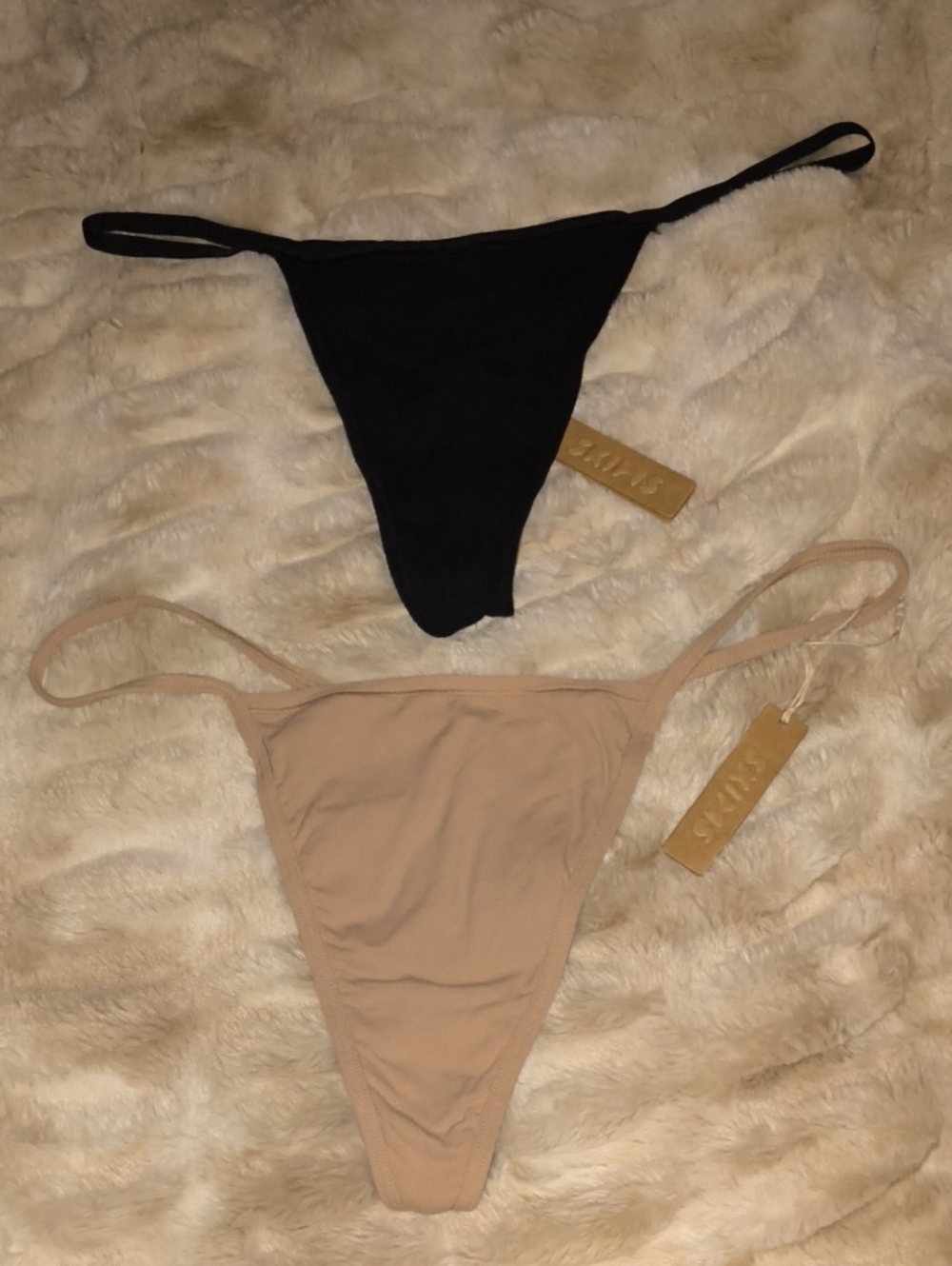 Skims T-string Thong Set
